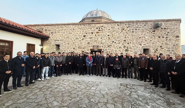 Üniversiteli gençler  Taşmescid'de buluştu