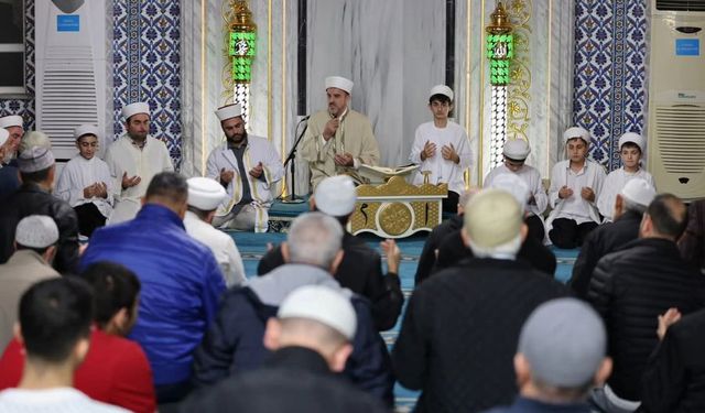 Esenler’de "Kur’an Sofrası" programı gerçekleşti