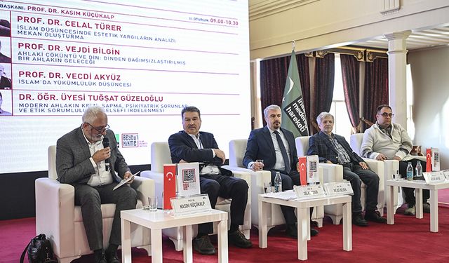 'İslam Düşüncesinin Meseleleri Uluslararası Sempozyumu' çeşitli oturumlarla sürüyor