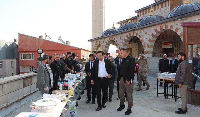 Karlıova'da Filistin yararına kermes açıldı