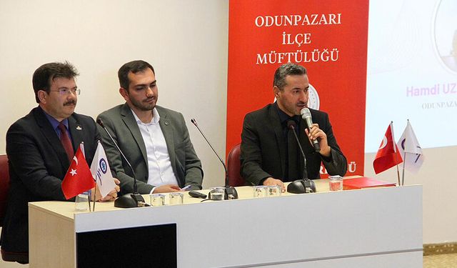 Eskişehir'de "Din Hizmetlerinde Gelecek Sensin" paneli düzenlendi