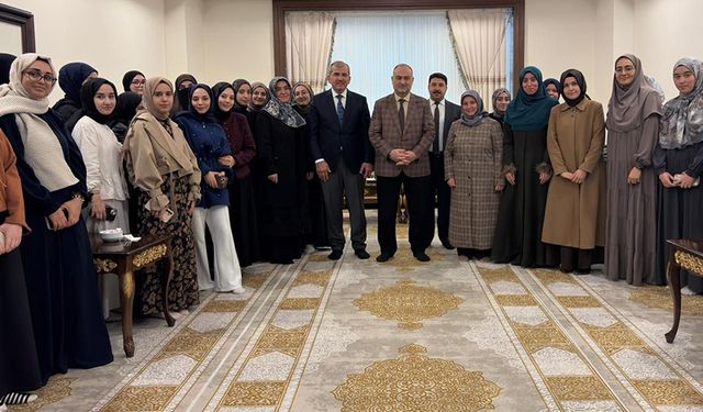 Müftü Taşcı, öğrencilerle buluştu