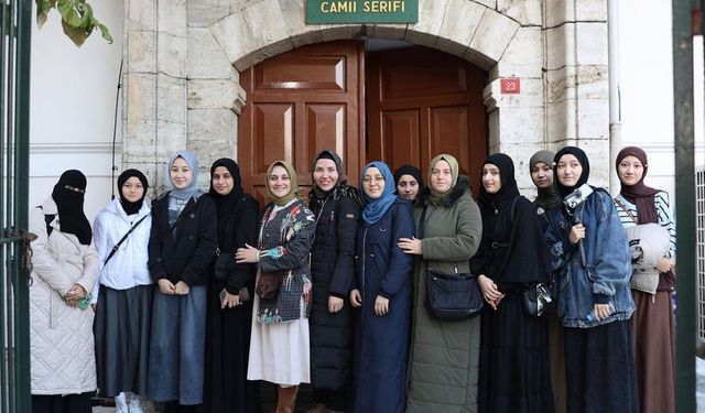 İstanbul’da gençler kültür ve tarihle buluşuyor