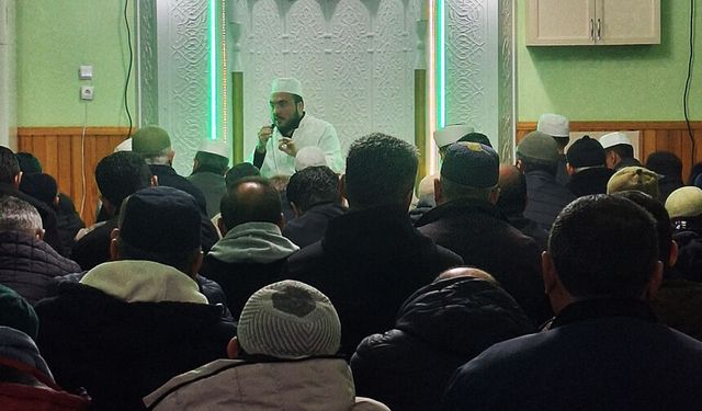 Osmancıklılar sabah namazında buluşuyor