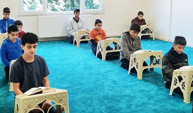 Sapanca Ahmet Yıldız Yatılı Erkek Kur'an Kursu'nda eğitim öğretim başladı
