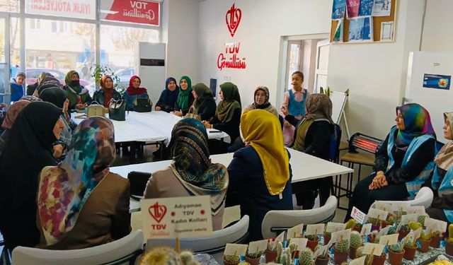 TDV Adıyaman Kadın Kolları gönüllüleri "İyilik Atölyesi"nde buluştu