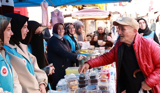 81 ilde kurulan hayır çarşılarıyla Gazze'ye 192 milyon yardım toplandı