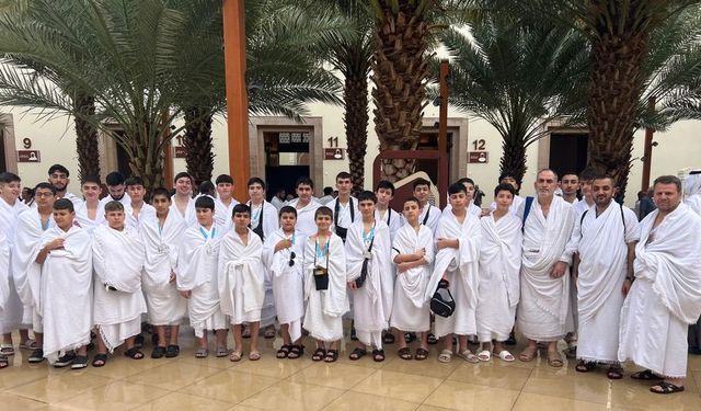 Kur'an kursu öğrencilerinin umre heyecanı başladı