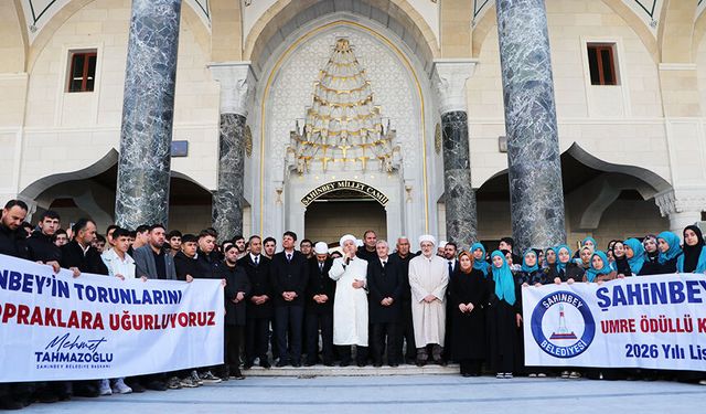 Gaziantep'te kitap okuma yarışmasını kazanan 1286 öğrenci umreye gönderildi