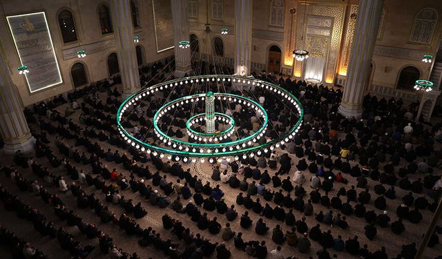 Miraç Gecesi dualarla idrak edildi