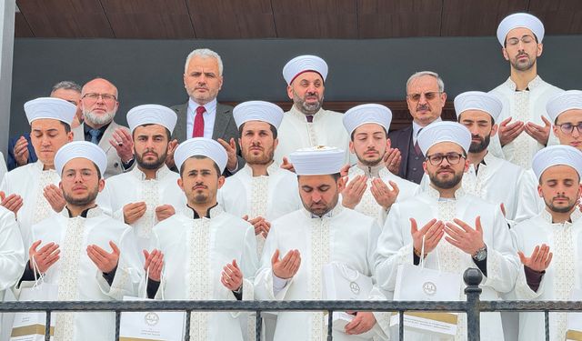 Rize'de aday din görevlileri dualarla göreve başladı