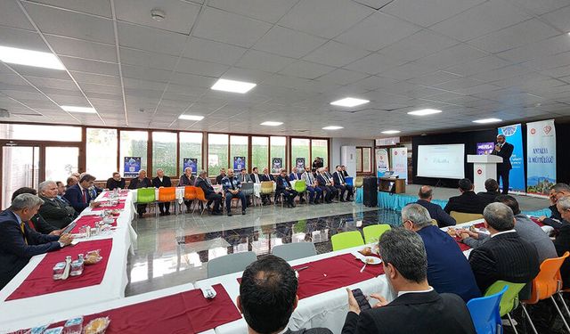 Antalya'da "Zekat ve İyilik" buluşması