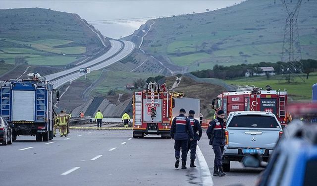 Balıkesir'de F-16 uçağının kaza kırıma uğraması sonucu pilot şehit oldu