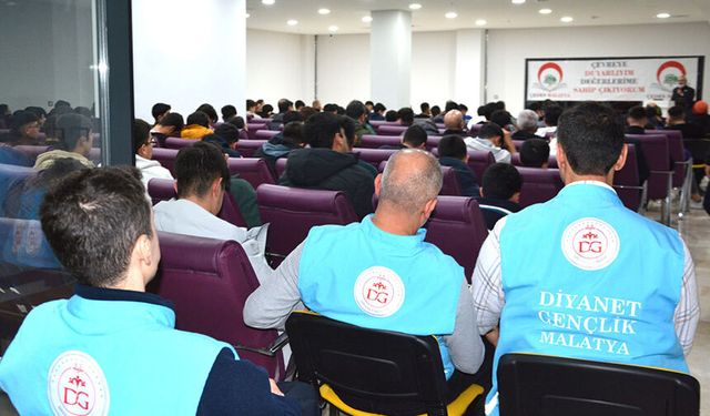 Malatya'da "Ramazan Mektebi Kampı" düzenlendi