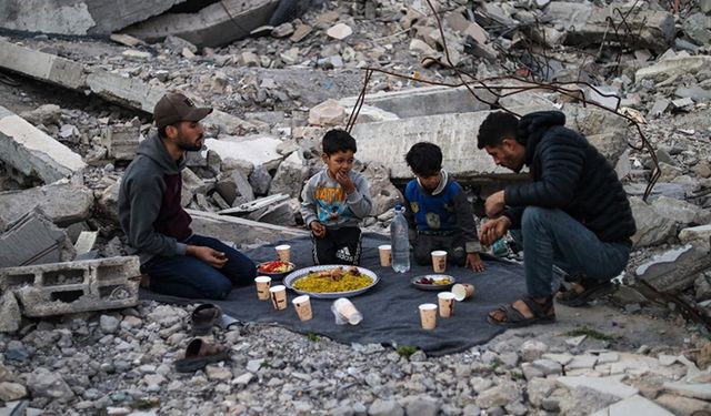 RAMAZAN İÇİN NE İFTARLIK NE DE SAHURLUĞUMUZ VAR