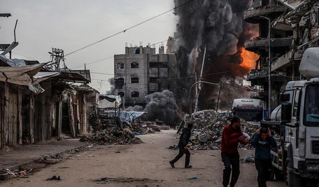 Ateşkese rağmen Gazze bombalanıyor