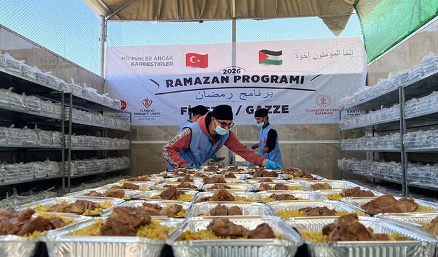 TDV'den Gazze'ye günlük 20 bin kişilik iftar desteği