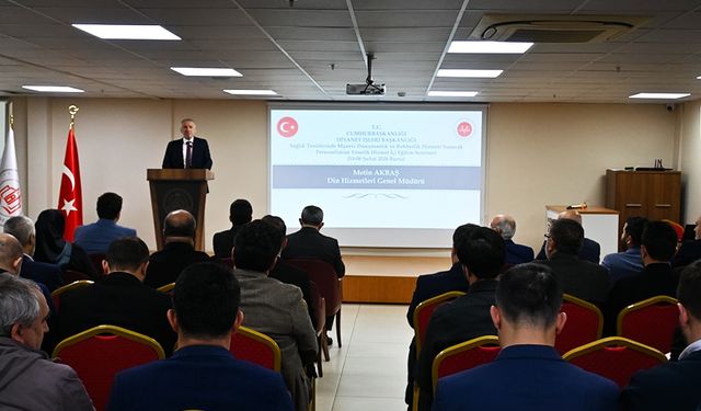 Sağlık tesislerindeki manevi rehberlere eğitim