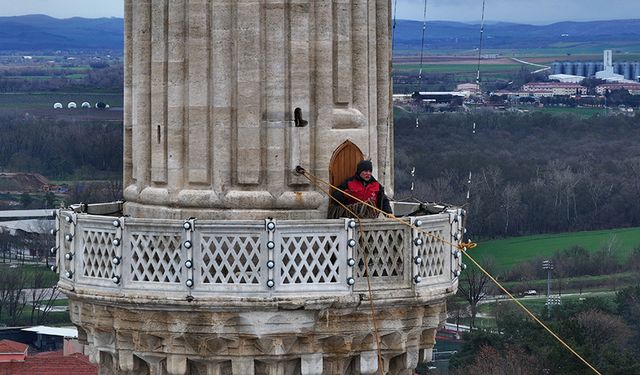 Selimiye'nin minareleri mahyalandı