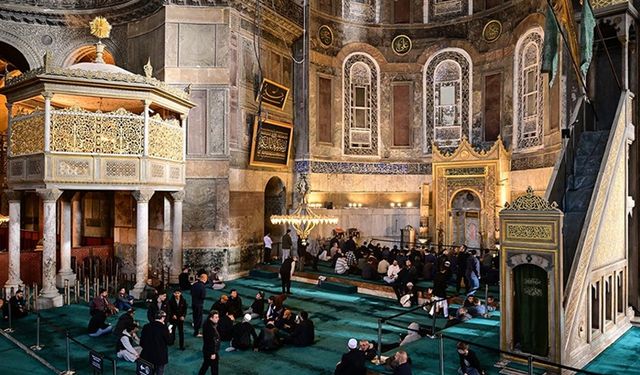 AYASOFYA-İ KEBİR CAMİİ'NDE RAMAZAN