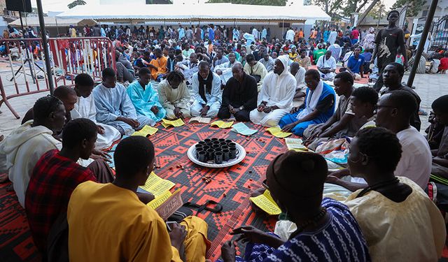 Senegal'de Türkiye Diyanet Vakfından 1000 kişilik iftar