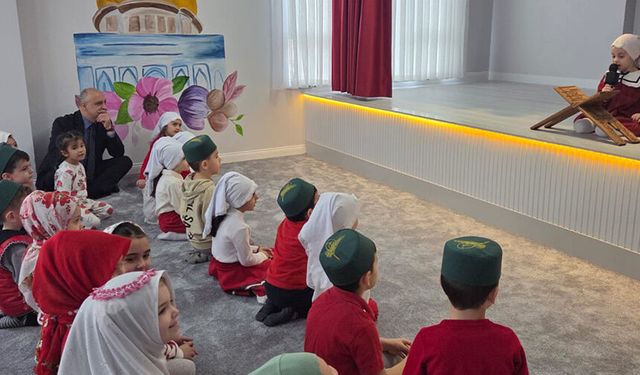 Tepebaşı'nda minikler Berat Gecesi etkinliğiyle ders başı yaptı