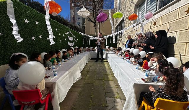 Bağcılar'da çocuk iftarı programı düzenlendi