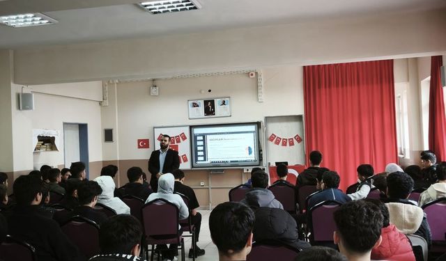 Öğrencilere "bağımlılıktan öze dönüş" semineri