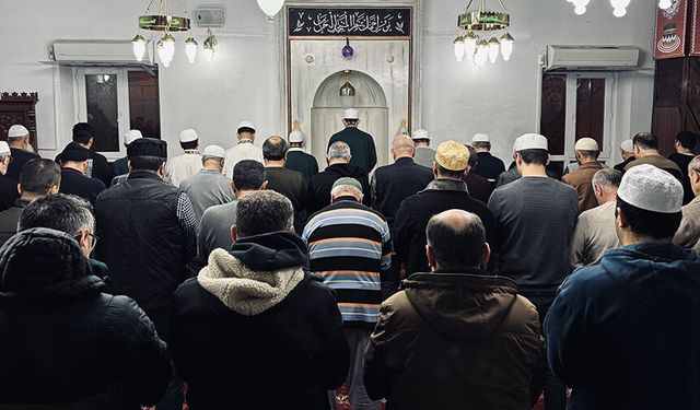 Çankırı'da 61 yıldır hatimle teravih kılma geleneği yaşatılıyor