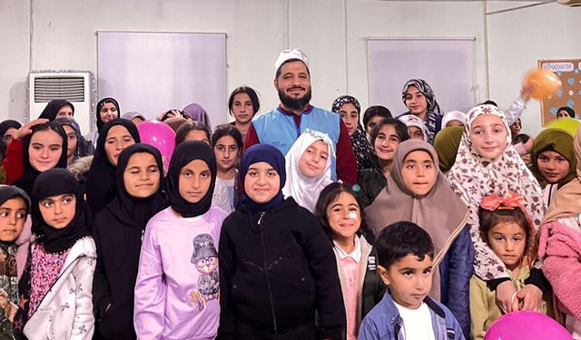 Derecik'te çocuklara özel iftar düzenlendi