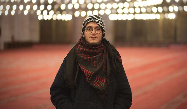 İspanyol genç, Filistin direnişinden etkilenip İstanbul'da Müslüman oldu