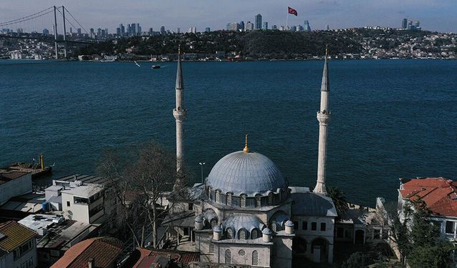 Boğaz'la bütünleşen yalı camisi: Beylerbeyi Hamid-i Evvel