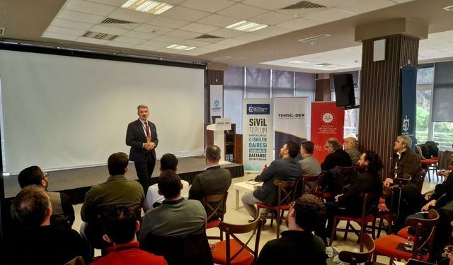 Din görevlileri "Gençlik Liderliği" kampında buluştu