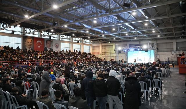 Kağıthane’de "Gençlik Uyanıyor" projesinde ödül sevinci