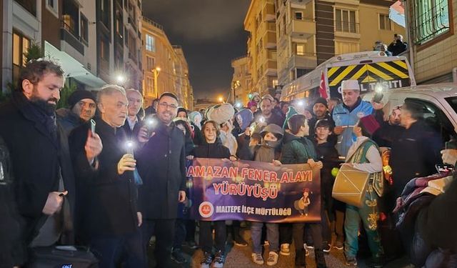 Maltepe Müftülüğü’nden "Ramazan Fener Alayı" etkinliği