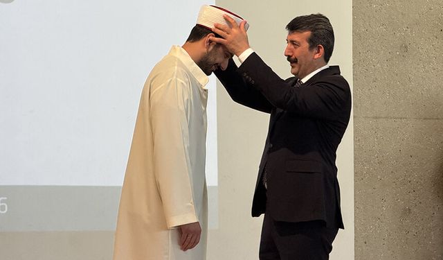 ALMANYA'DA DİTİB'İN EĞİTTİĞİ DİN GÖREVLİLERİ GÖREVE BAŞLADI