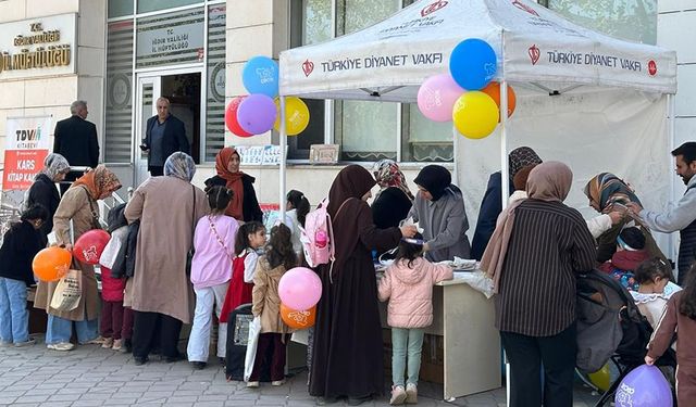 Iğdır'da çocuklar kitapla buluştu