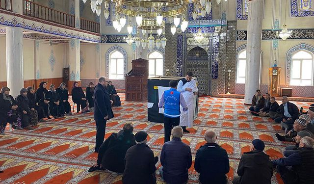 İvrindi'de hacı adayları bilgilendirildi