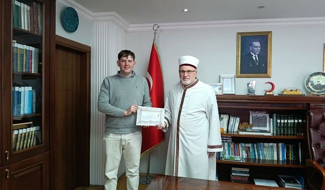 Avustralyalı Matthew İstanbul'da müslüman oldu