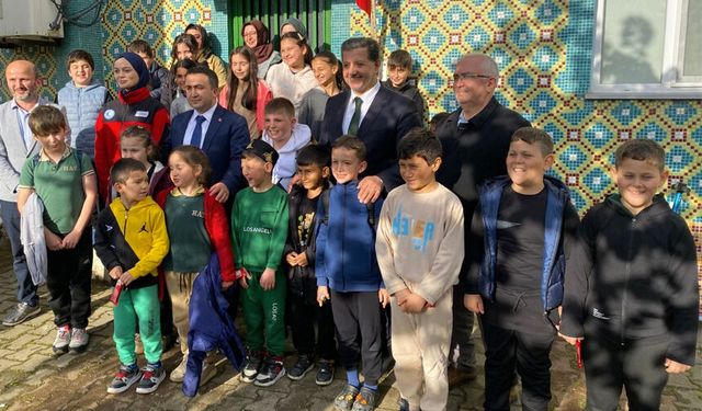 Espiye’de genç gönüller çocuk gönüllerle buluştu