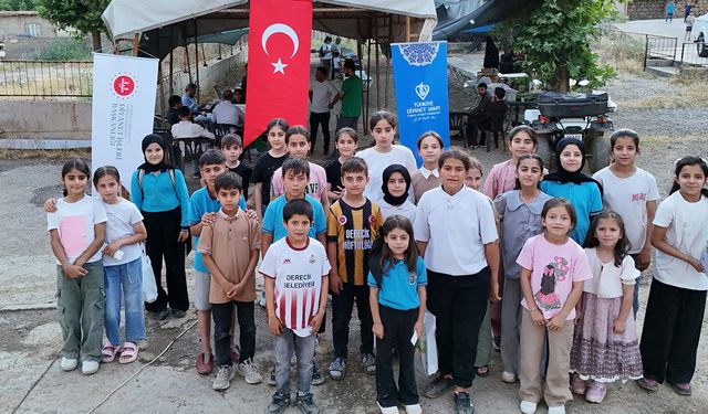 Derecik'te TDV iş birliğiyle ilk kez "Kitap Fuarı" açıldı