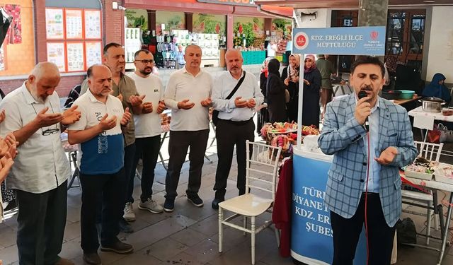 Ereğli'de Kur'an kursu yararına kermes düzenlendi