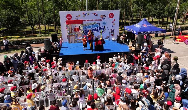 Esenler'de "Geleneksel Çocuk Şenliği" gerçekleşti
