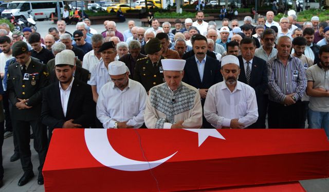 Samsun'da vefat eden Kıbrıs gazisi ebediyete uğurlandı