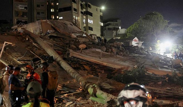 Venezuela'da art arda iki büyük deprem