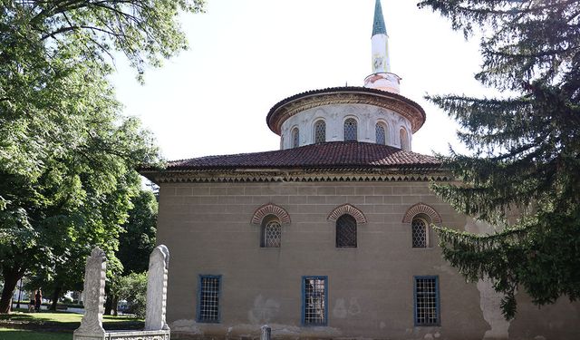 Bulgaristan'da Osmanlı mirası: Bayraklı Camii