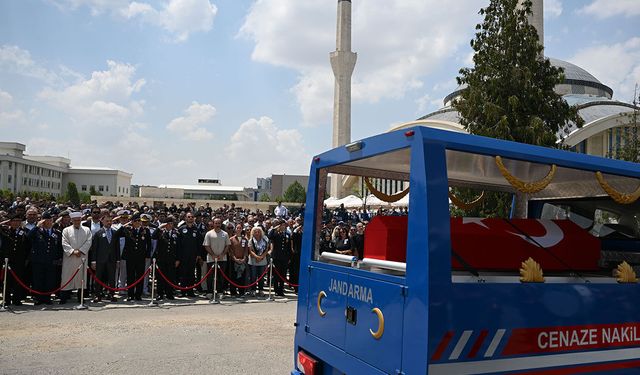 Şehit pilot ebediyete uğurlandı