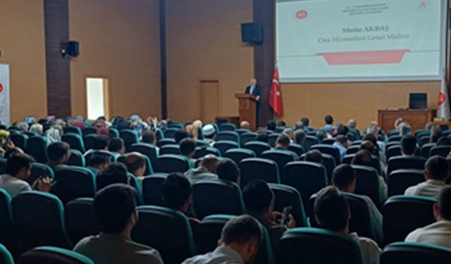 Sosyal hizmet kurumlarında görev yapan personel eğitimde buluştu