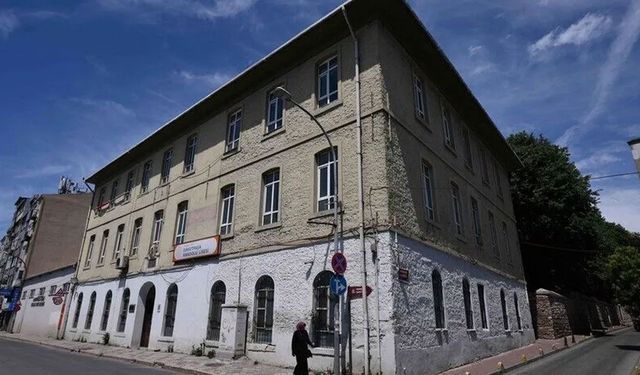 5 asırlık eğitim yolculuğuyla Davutpaşa Anadolu Lisesi geleceğe ışık tutuyor