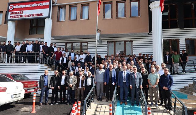 Gümüşhane İl Müftüsü Erenay, personelle vedalaştı